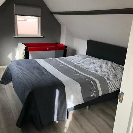 Apartman Strand 28 *